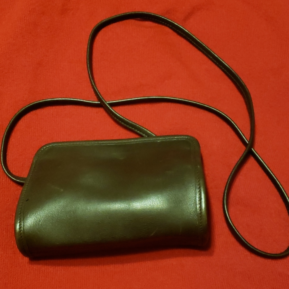 Vintage Coach crossbody bag.